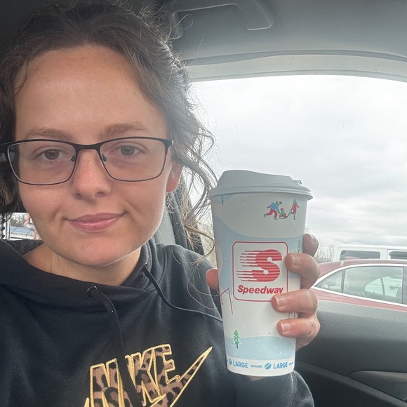 Meet the Posher Other - Meet your Posher, Anna's